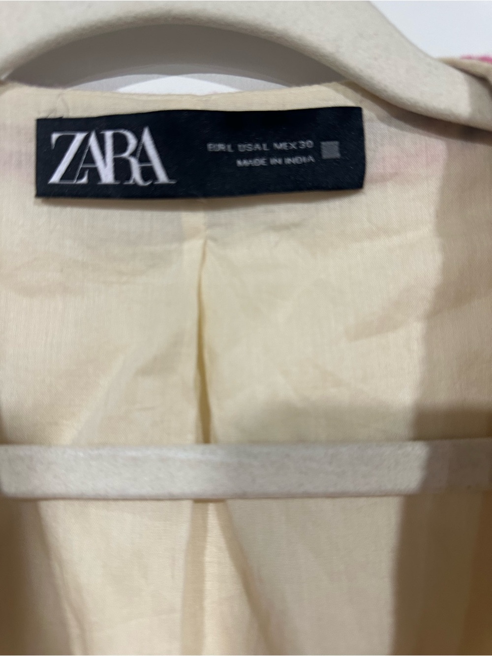 ZARA Floral Embroidered Open Waistcoat Vest Ecru Size Large Cropped Boho - Picture 3 of 4